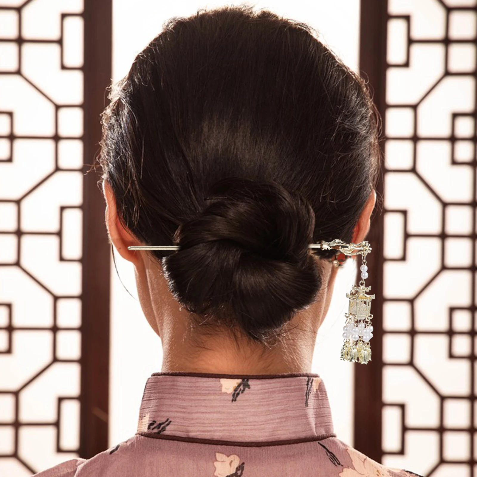 

Sturdy Alloy Hair Sticks Long Tassel Holder Lamp Hair Pins Women Accessories Perfect for Weddings Parties Dancing