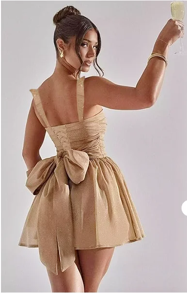 Abito da homecoming in tulle 2026 con spalline svolazzanti Collo quadrato Abito corto da ballo a trapezio scintillante per mini abito da laurea per adolescenti