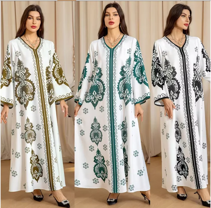 

Дубайское женское платье-роба в арабском этническом стиле с горячими стразами и бусинами