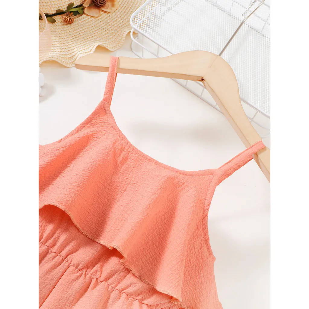 Nowy 2024 dziecięcy kombinezon dziewczęcy na lato szelki zwykły kolor trzepoczące rękawy marszczone krawędzie body ubrania imprezowe dla dziewczynki 4-7 lat