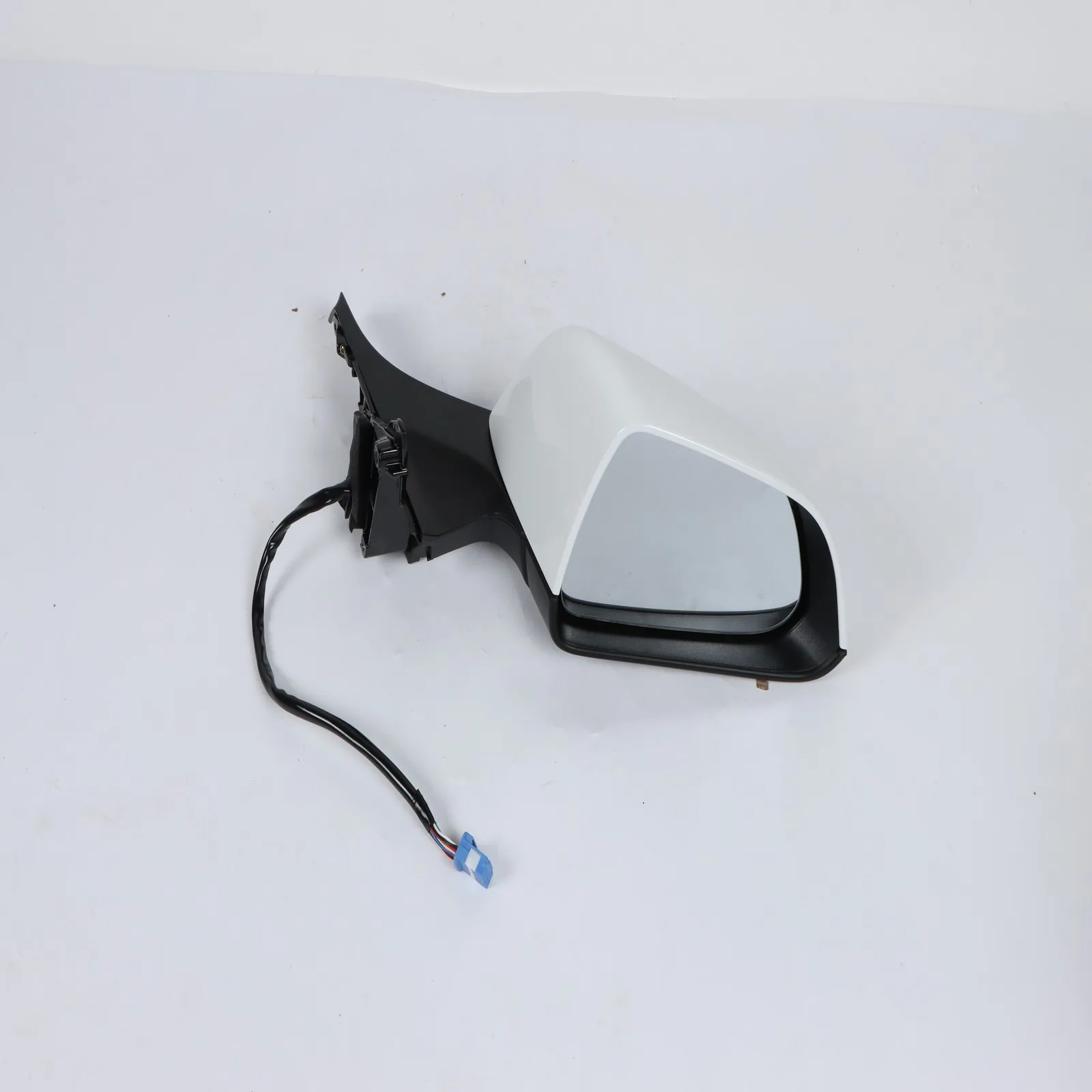 

1pc Right Heated Power Fold Mirror For Tesla Model 3 Base M3 2017-2023 White Exterior Glass