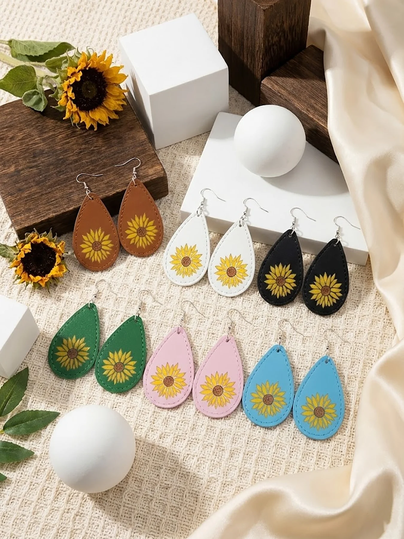 6 Pairs/Set, Simple and Stylish Women's Earring Set, Pastoral Retro Style Sunflower Double-Sided Printing Process, Composite Thickened Edge-Sealed Exquisite Water Drop Design Earrings, Pu Material, Lightweight and Easy to Carry, Suitable for Daily Wear, Vacation, Gift-Giving, Celebrating Holidays, Valentine's Day Gift