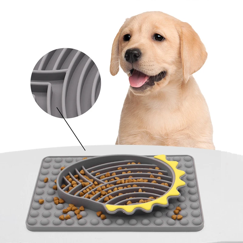 

Anti Slip Dinosaur Head Shape Silicone Pet Slow Feeder with Mat Washable Interactive Press Bubbles Dog Lick Mat Plato Para Perro