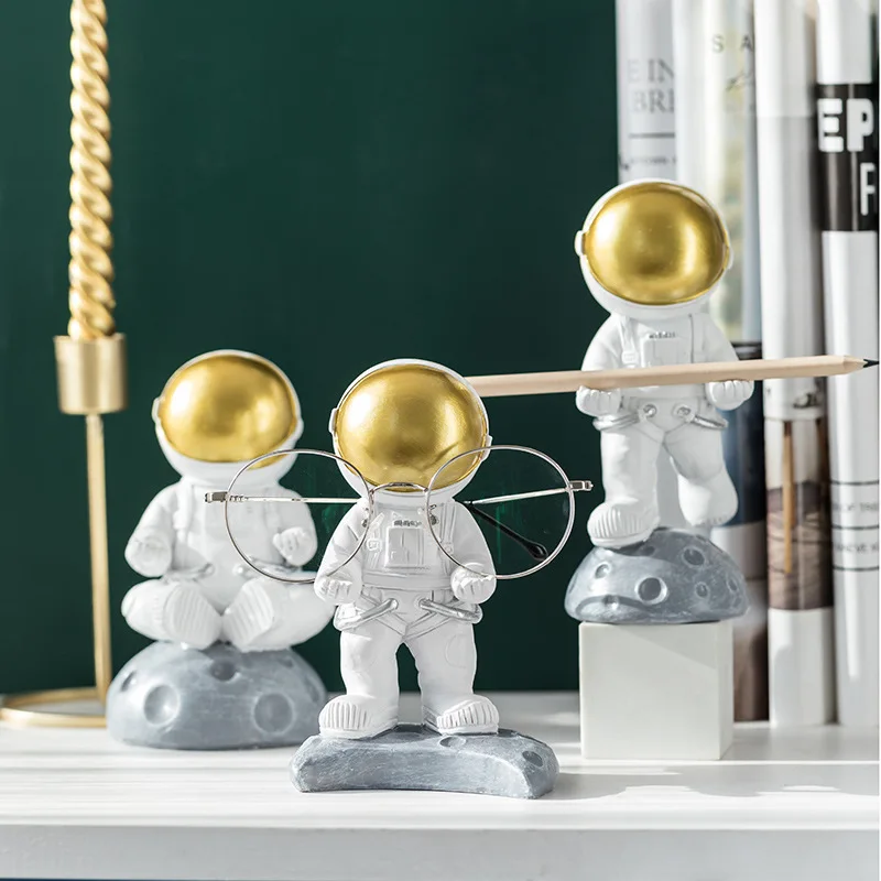 Funny Creative Astronaut Spaceman Glasses Holder Resin Eyeglasses Display Stand Craft Desktop Ornament Kid Gift Party Decoration