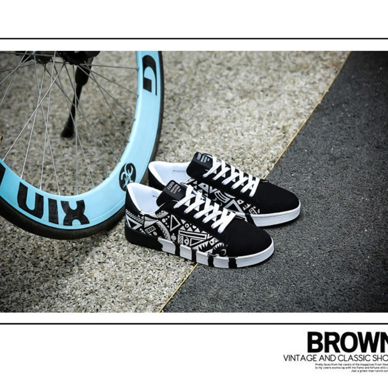 

2024 New Canvas Shoes for Men Fashion Shoes Casual Sports Wear-resistant Breathable Trendy Men's Sneakers