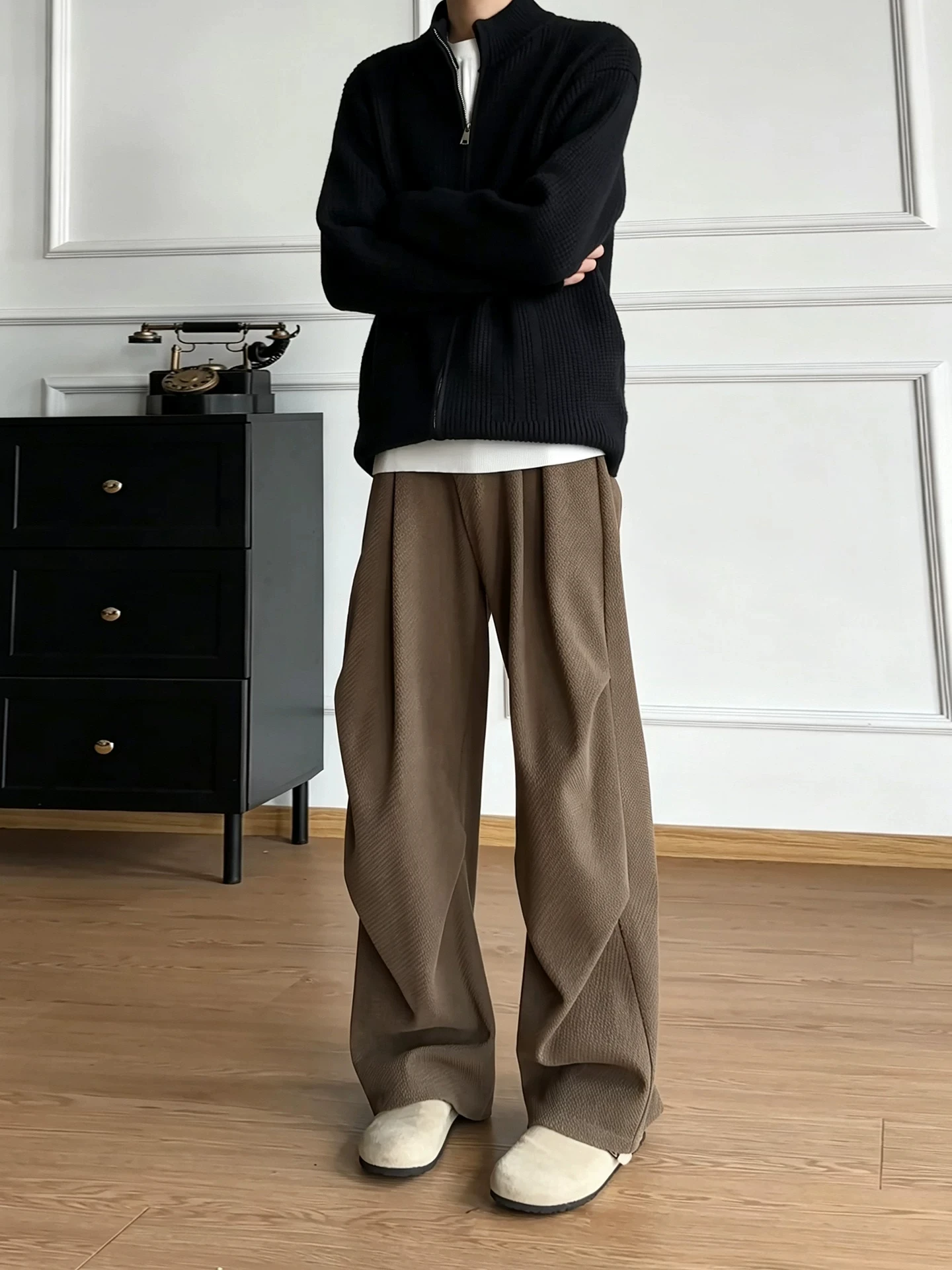Brown Corduroy Casual Pants Men's Autumn American Retro Loose Paratrooper Pleated Wide Leg Long Trousers CleanFit Style