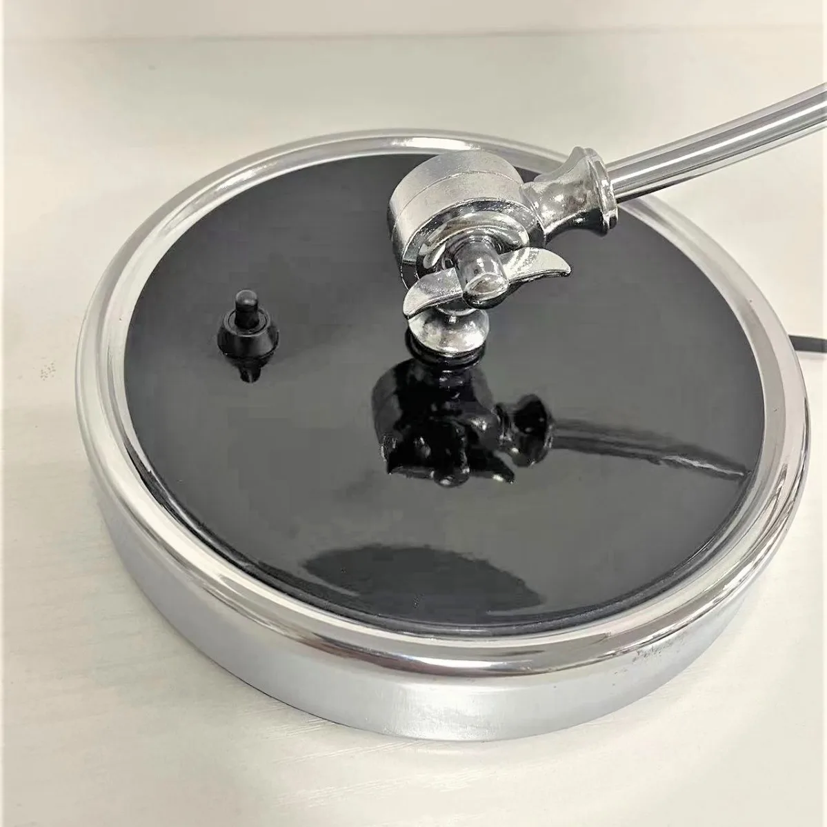 Residential Chrome Table Light For Bedside Reading Room Retro Nordic Lamps Home Decor Luxury Lamp Desk Table Lamps Gift