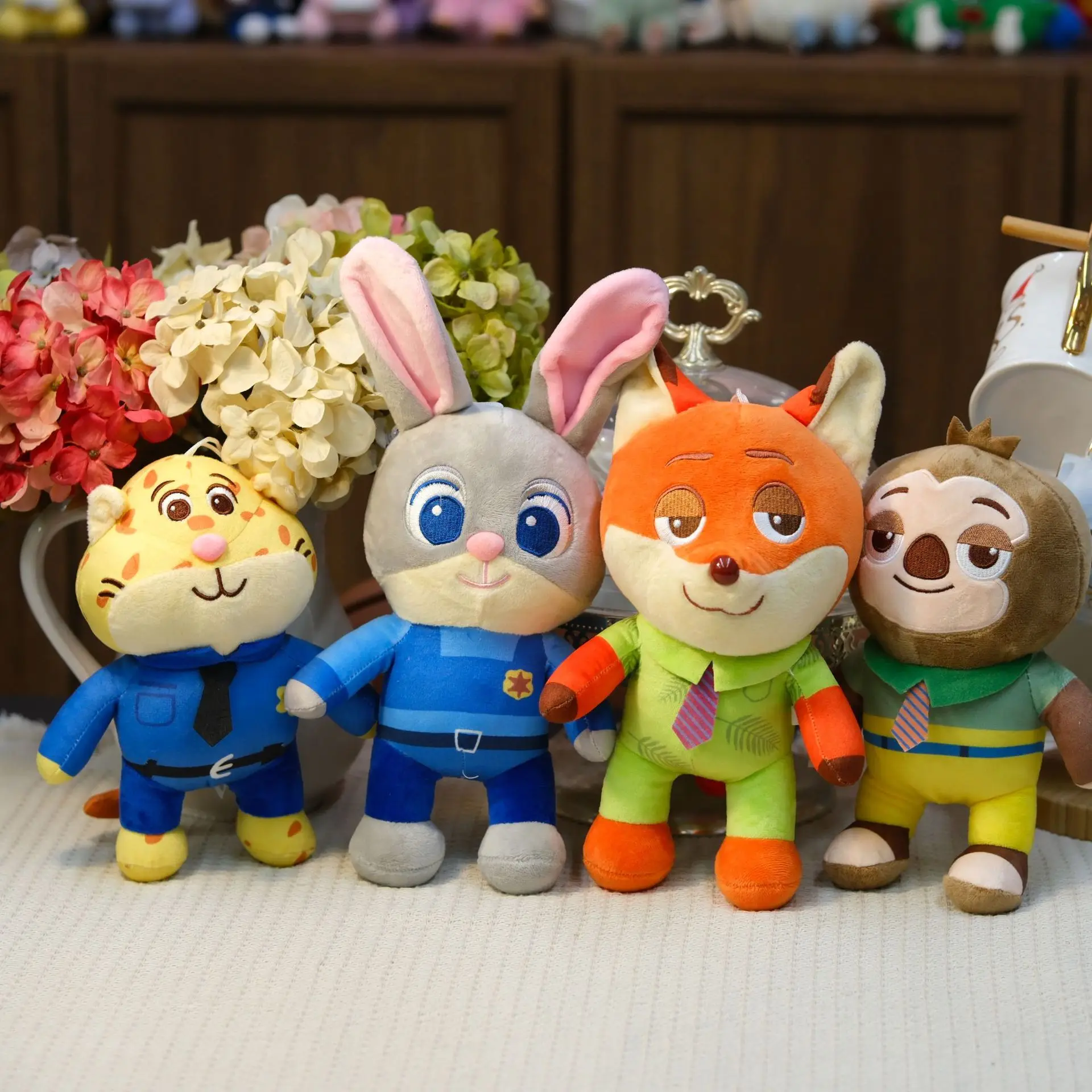 

Disney 2025 New Movie Zootopia 2 Cartoon Character Plush Toys Cute Rabbit Fox Sloth Leopard Toy Children Birthday festival Gifts