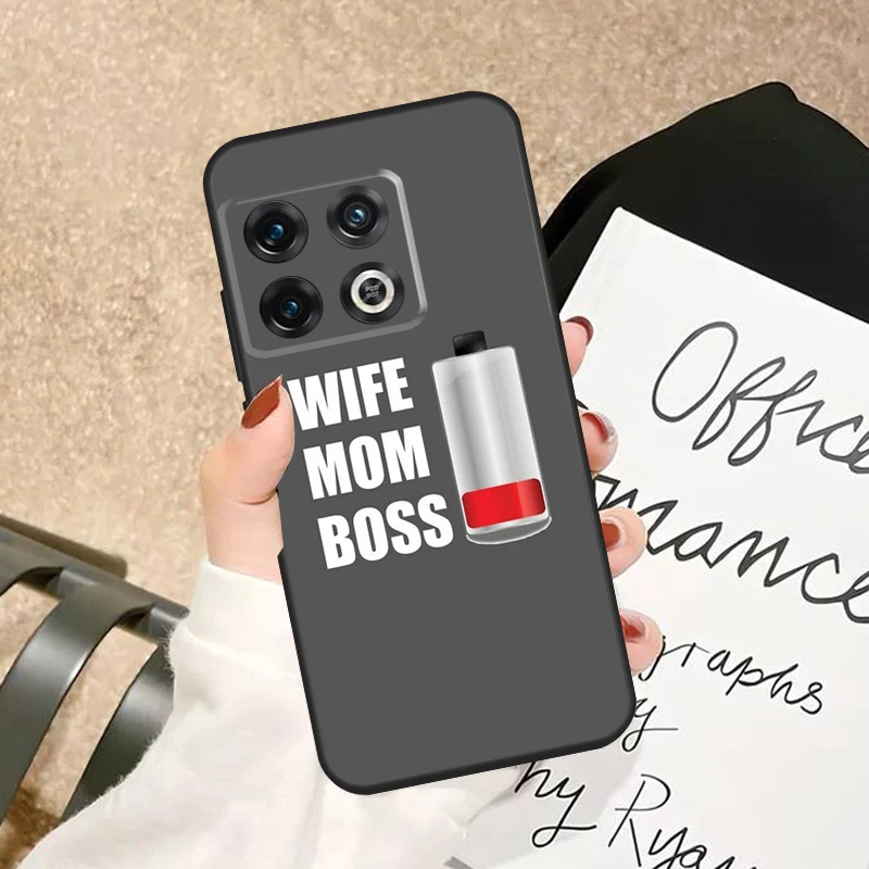 زوجة أمي بوس حافظة لهاتف OnePlus 13 13R 13T 12 12R 11 10 Pro 8T 10T Nord 5 CE 2 3 4 Lite N20 N30 الغطاء الخلفي
