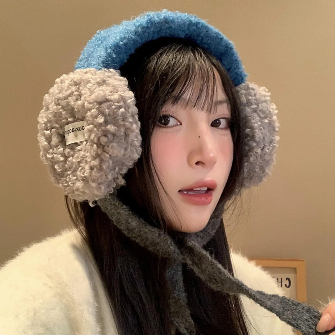Retro Plaid Earmuffs For Women New Winter Style For Outdoor Cold Protection Thickened Warm Earmuffs With Straps