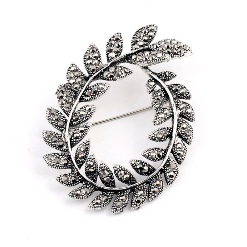 Fashion Retro Alloy Brooch Bow Pin Clothing for Women Jewelry Hot Sale