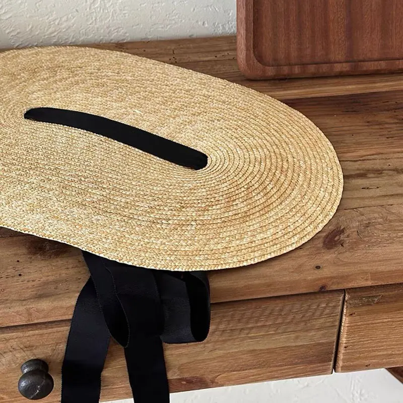 New One Piece French Elegant Strap Natural Straw Fadora Hat For Woman Summer Vintage Photo Runway Vacation Hat With Black Ribbon