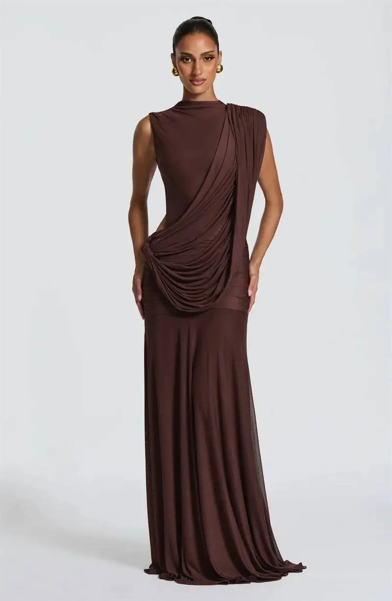S36-JUNE26_Mireya_PlumBrown-26297-BabyBoo-1206_1174x1800.png
