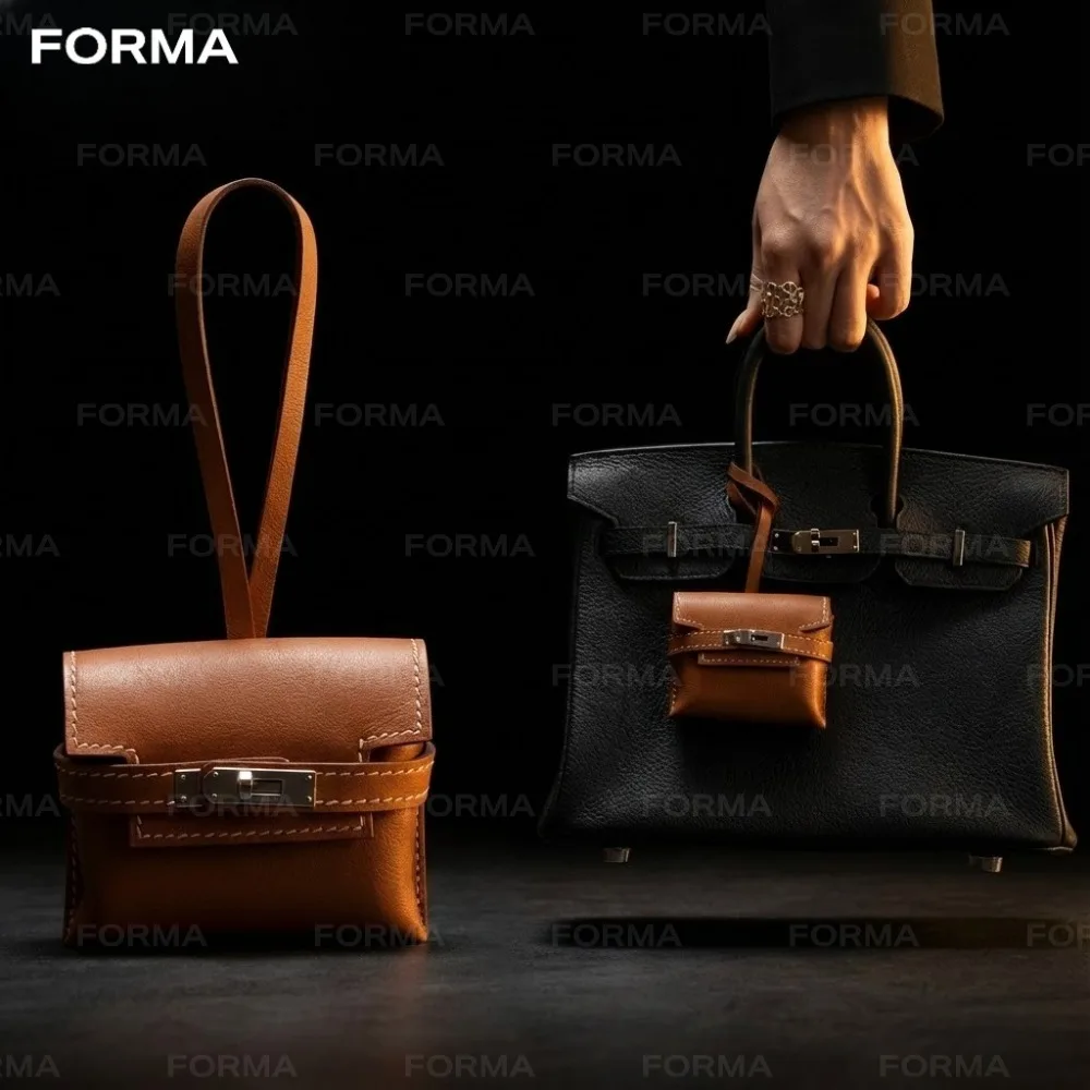 

Premium Leather Earphone Case for AirPods Charm Handmade Lipstick Storage Coin Purse Designer Keychain Elegant Bag Accessory