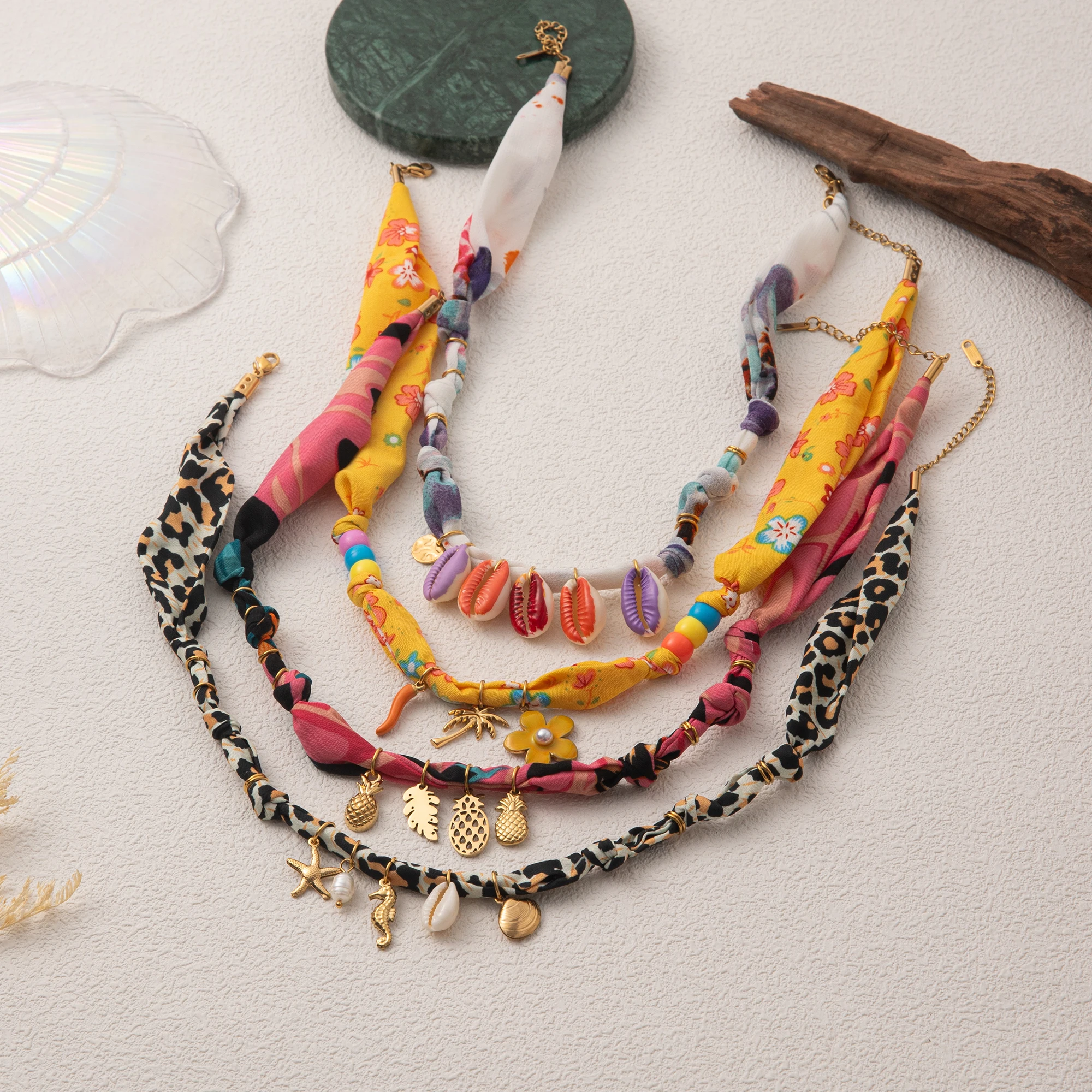 Boho Beach Necklace for Women Colorful Shell Beads 18K Gold Plated Stainless Steel Pendant Handmade Summer Jewelry