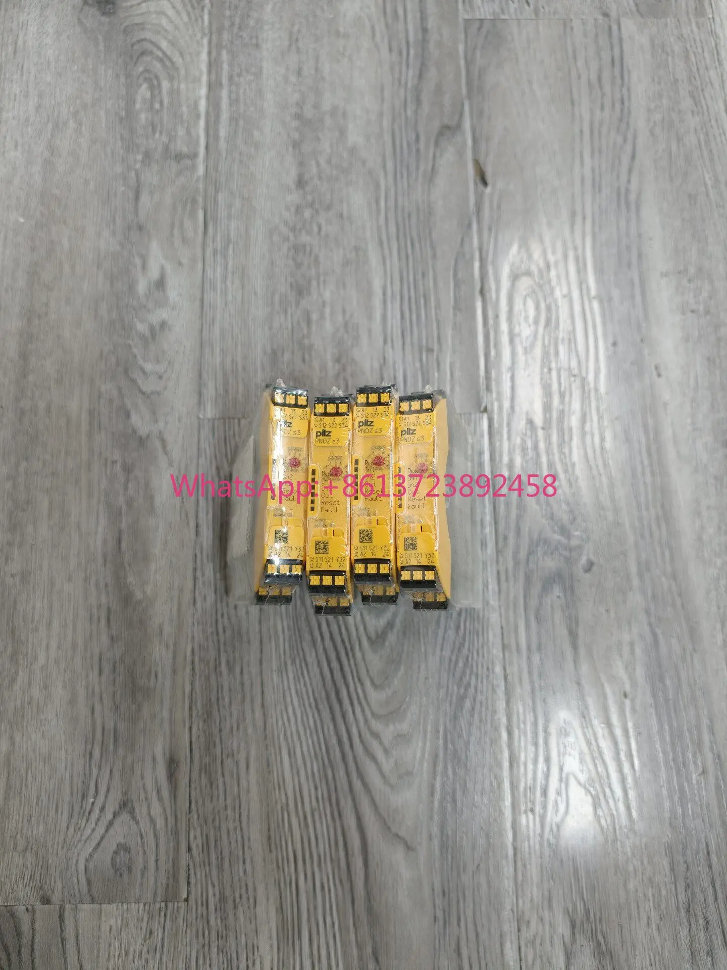 Pilz PNOZ S3, item number 751103, 24VDC,