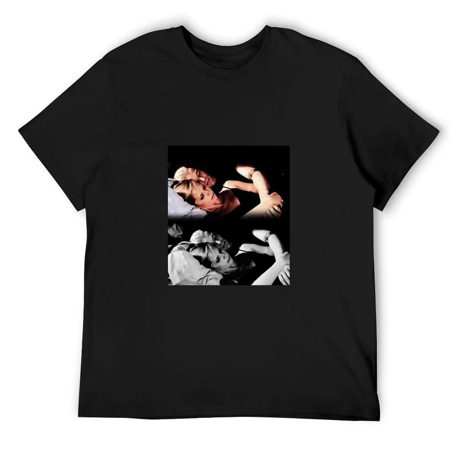 

Buffy and Spike - Buffy the Vampire Slayer T-Shirt