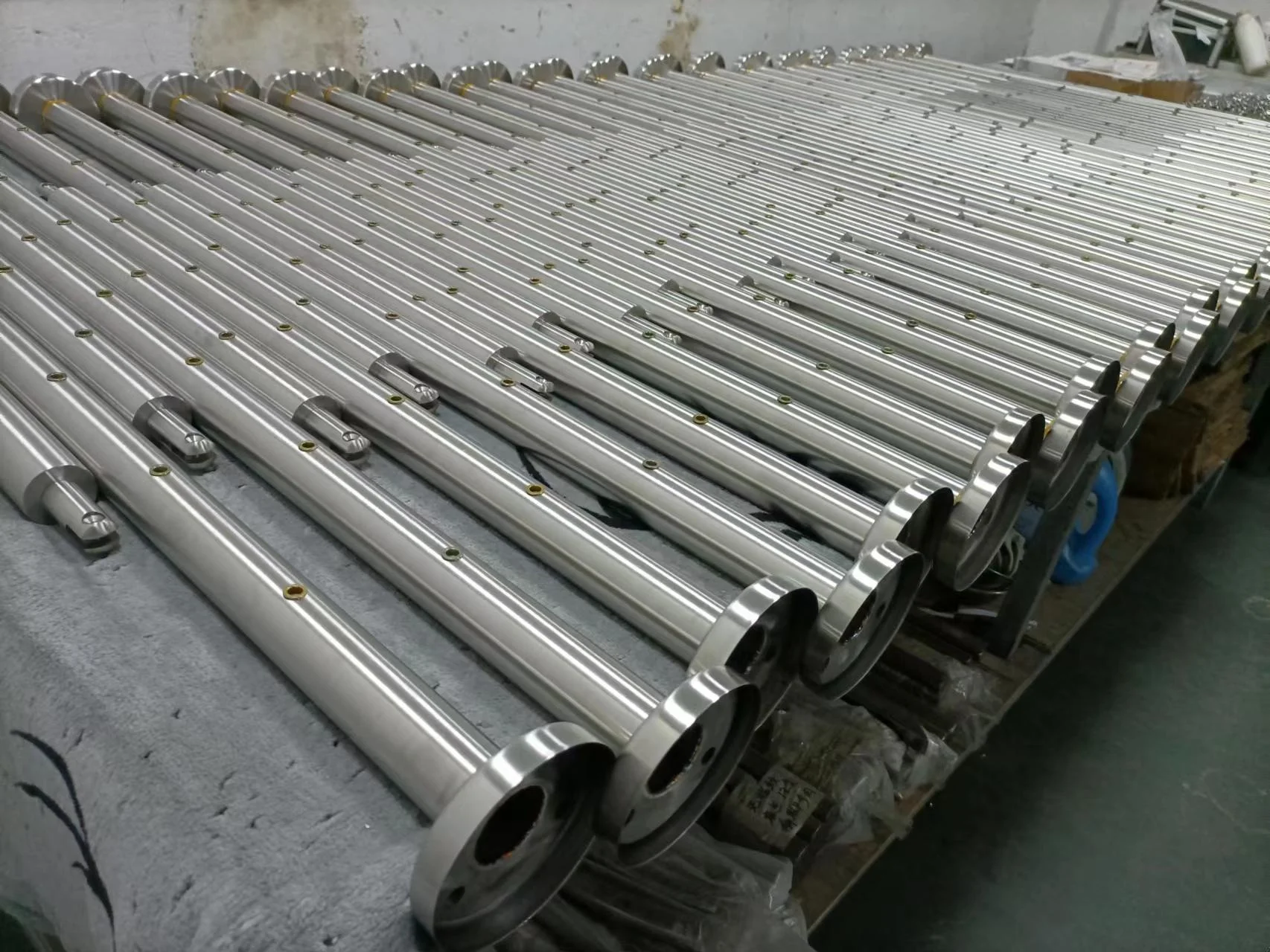 التخصيص المعاصر أنبوب الفولاذ المقاوم للصدأ الدرابزين آخر قضيب بار درابزين الدرج للمنزل والبناء الديكور #5