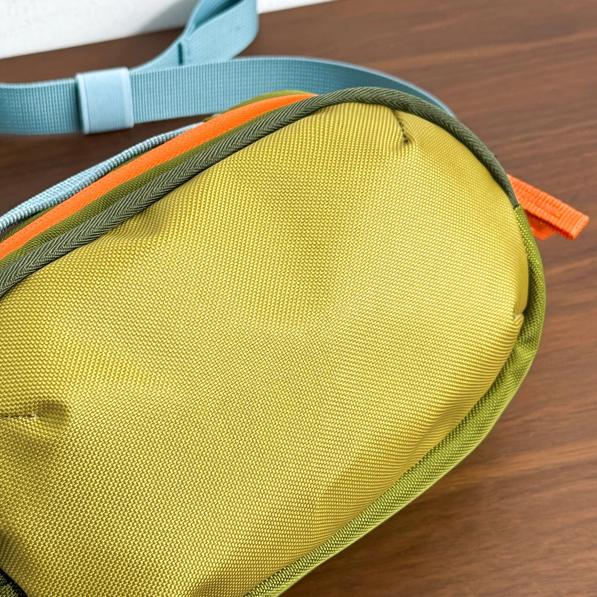 Dopamine Boosting 15L Camel Print Color Block Chest Bag Waterproof Nylon Hiking Outdoor Travel Waist Bag Unisex Casual Style