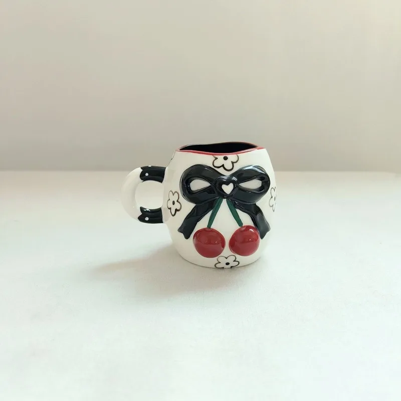 Tazza in ceramica con fiocco in ciliegio Tazza in ceramica di nicchia Tazza da caffè al latte Tazze in ceramica stile piccola ragazza fresca