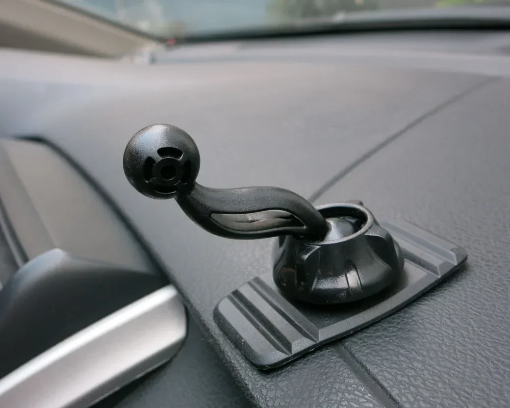Universal Car Phone Holder 17mm Ball Head Base 180 Degree Rotation Dashboard Mount Bracket for IPhone14 13 Xiaomi Samsung Tools