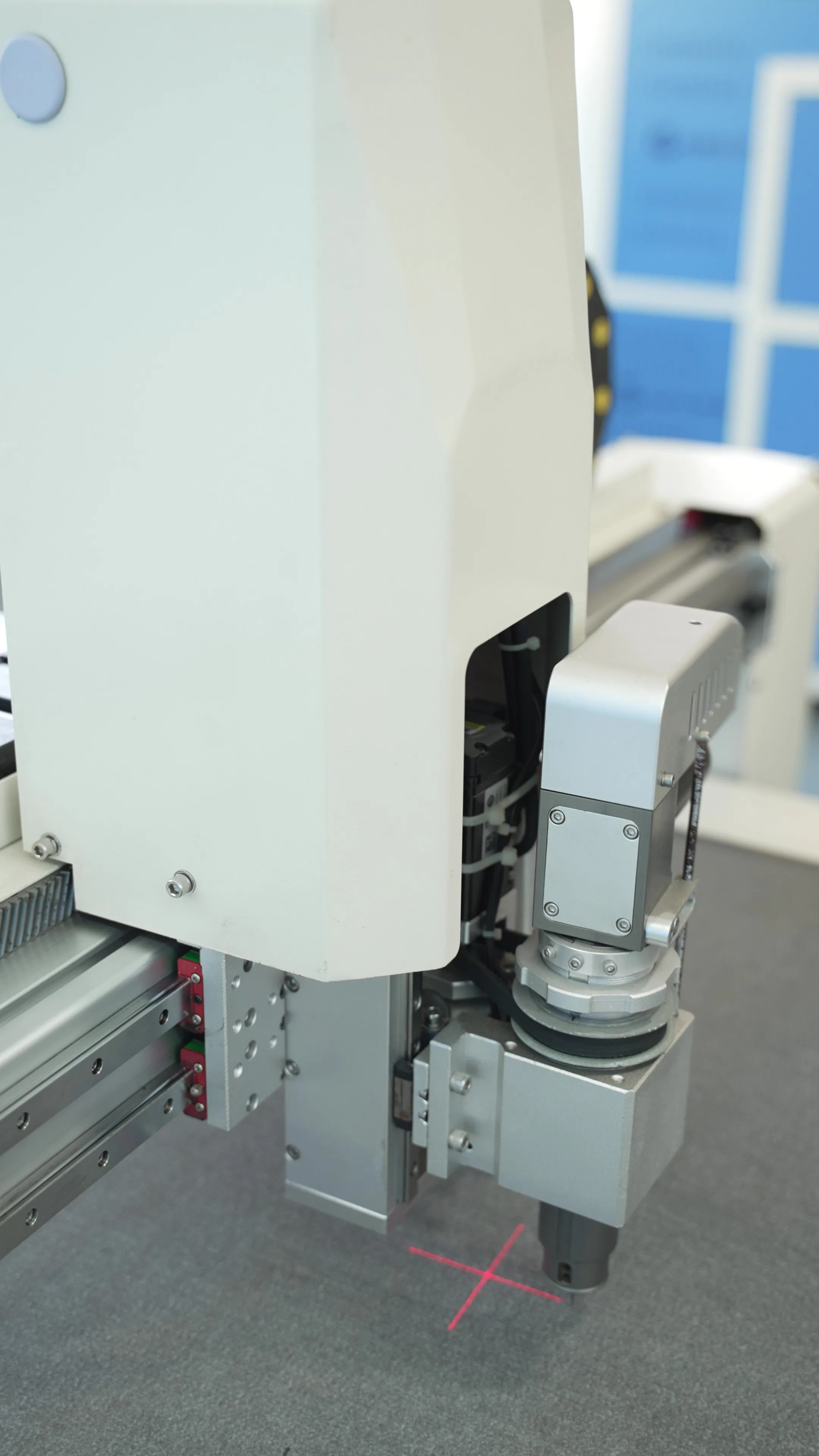 High Precision Industrial Sharpening Oscillating Blade Contour Cutter Stainless Steel High Simple Human-Machine Cutting Machine
