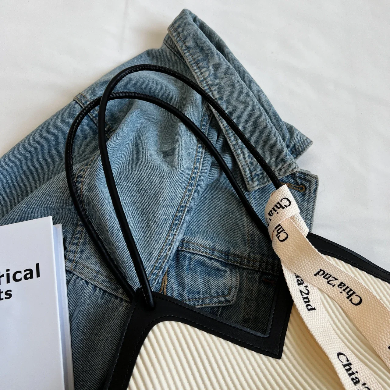New Design Fashion Women Ladies Shoulder Bag Tote Bag Winter Texture Commuter Casual Retro Pure Colour Vertical Stripe Tote