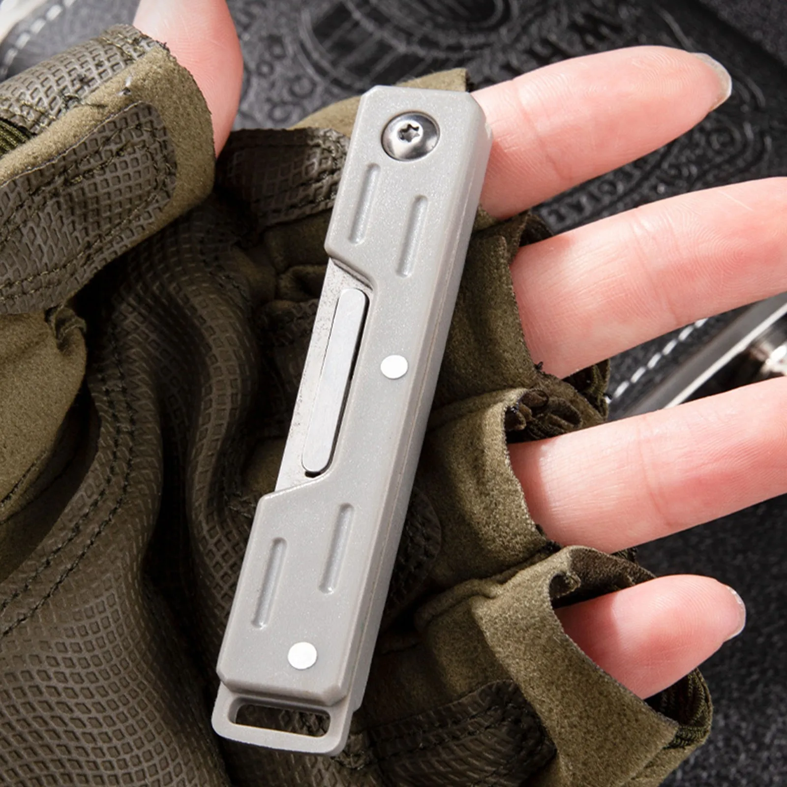 متعددة الوظائف الفولاذ المقاوم للصدأ الفن سكين للطي المحمولة قطع الورق كهربائي المهنية استخدام أدوات عملية في الهواء الطلق