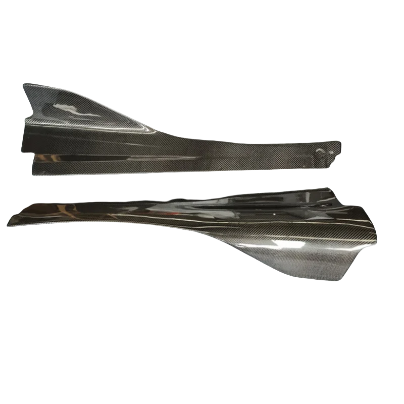 

High quality carbon fiber side skirts suitable for McLaren 720s modified body kit V style, with side edges of the body