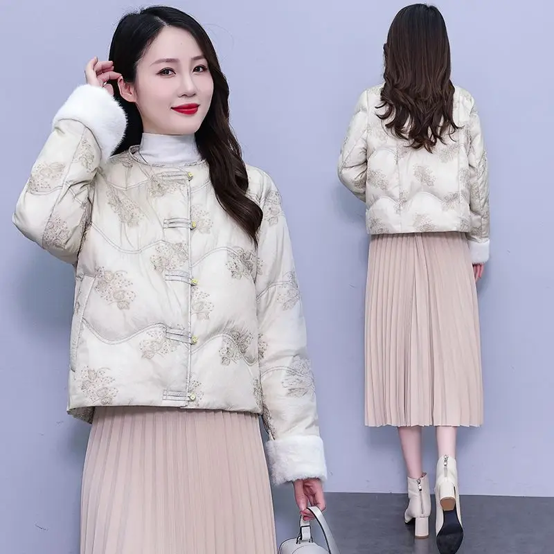 

Новый жаккардовый пуховик в китайском стиле с вышивкой, женский зимний короткий ретро маленький белый утиный пуховик в традиционном китайском стиле