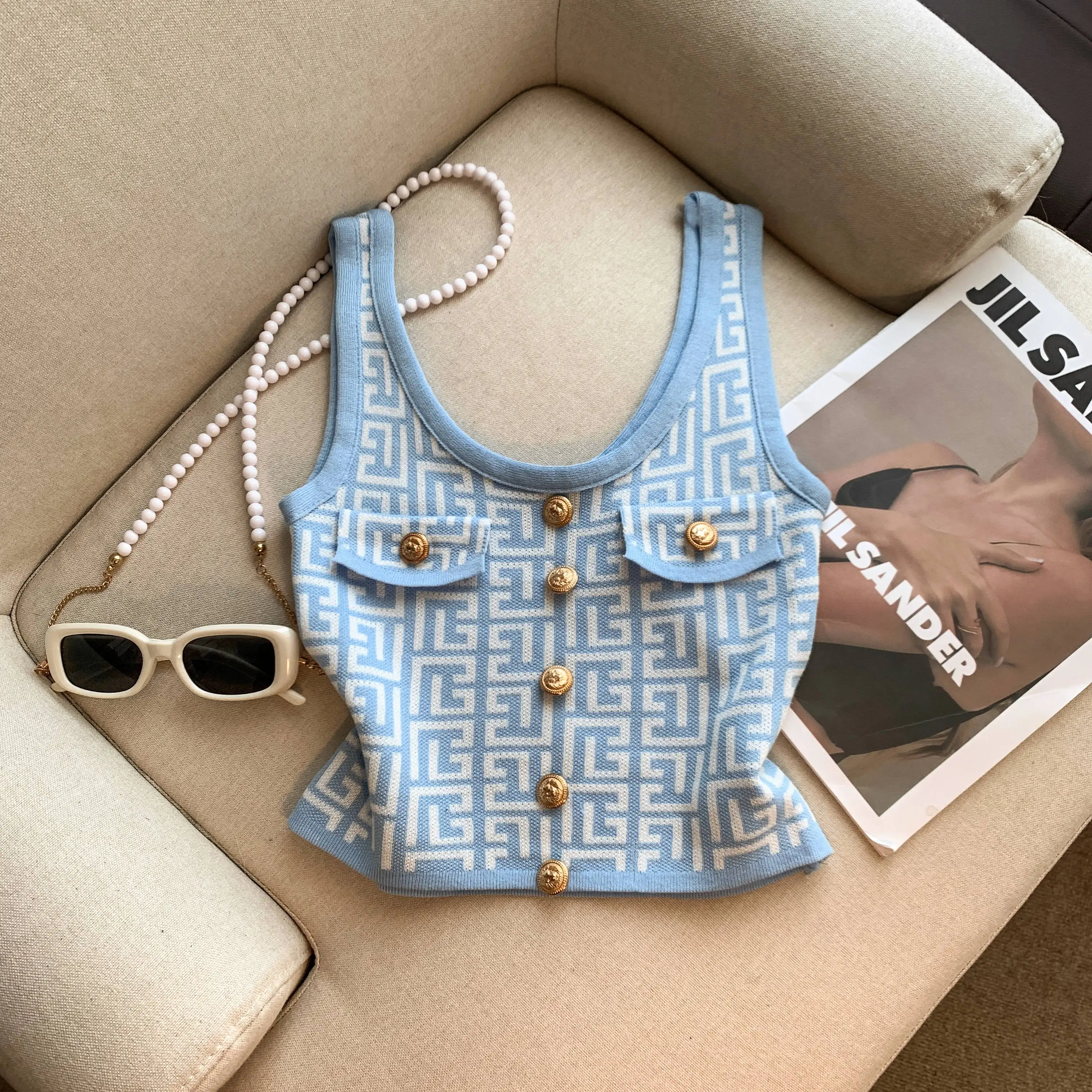 

French Style Square Collar Ice Silk Sleeveless Tops Slim ‌Buttoned Blazer‌ Knitted Tanks High End Geometric Jacquard Crop Top
