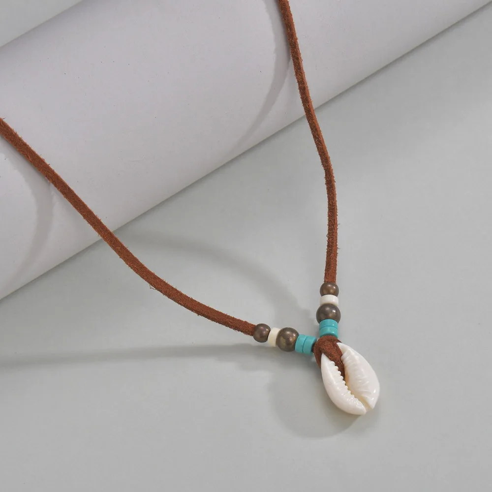 Bohemian Ethnic Style Turquoise Bead String Natural Shell Pendant Velvet Weaving Adjustable Necklace for Women Vacation Jewelry