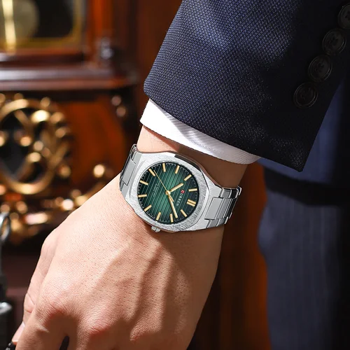 Imagen 2 del producto CURREN, nuevo diseño de negocios de lujo, relojes luminosos para hombre, reloj de pulsera Simple de cuarzo con correa de acero inoxidable, reloj de pulsera resistente al agua para hombre