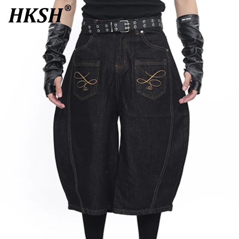 

HKSH Summer New Men Tide Embroidered Punk Dark Shorts Chic Loose Wide Leg Jeans Casual Cropped Calf-lengh Denim Pants Ins HK6295