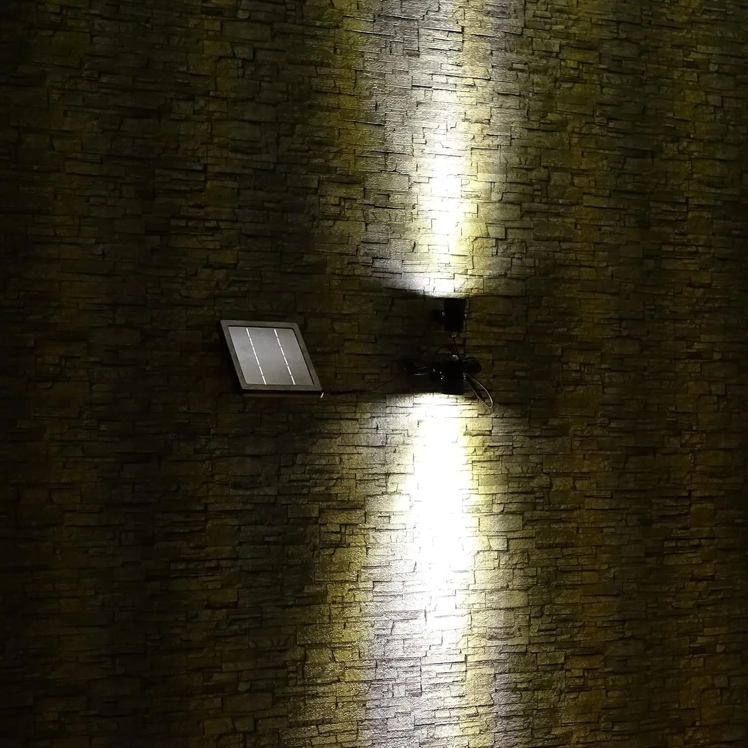 Twin Solar LED Spotlight for Outdoor Garden, 60-100 Lumen, Warm White Light with Adjustable Brightness view 6