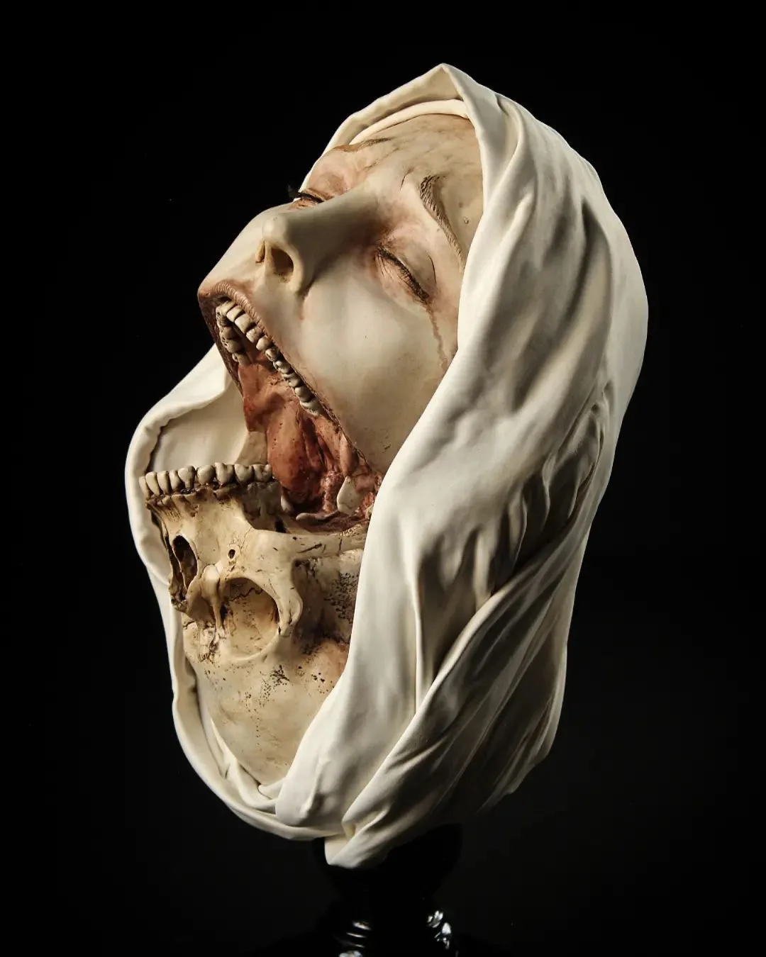 Halloween Couple Skull Decor Transfiguration Skull Statue Art Sculpture Creepy Nun Resin Statue
