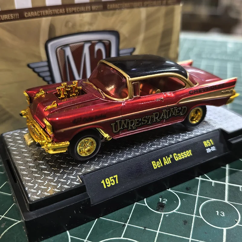 M2 1:64 1957 BEL AIR Gasser Alloy Simulation Car Model Static Collection Decorated Holiday Gifts Toys