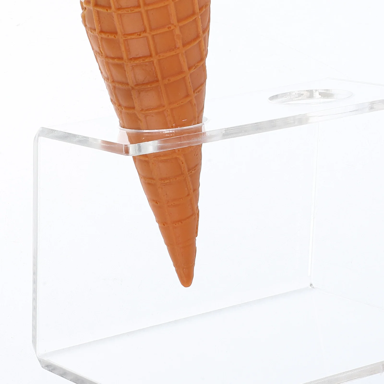 

1pcs Acrylic Ice Cone Holder Sweet Dessert Stand Display Egg Cone Holder Shelf Stable Transparent Food Party Cake Rack