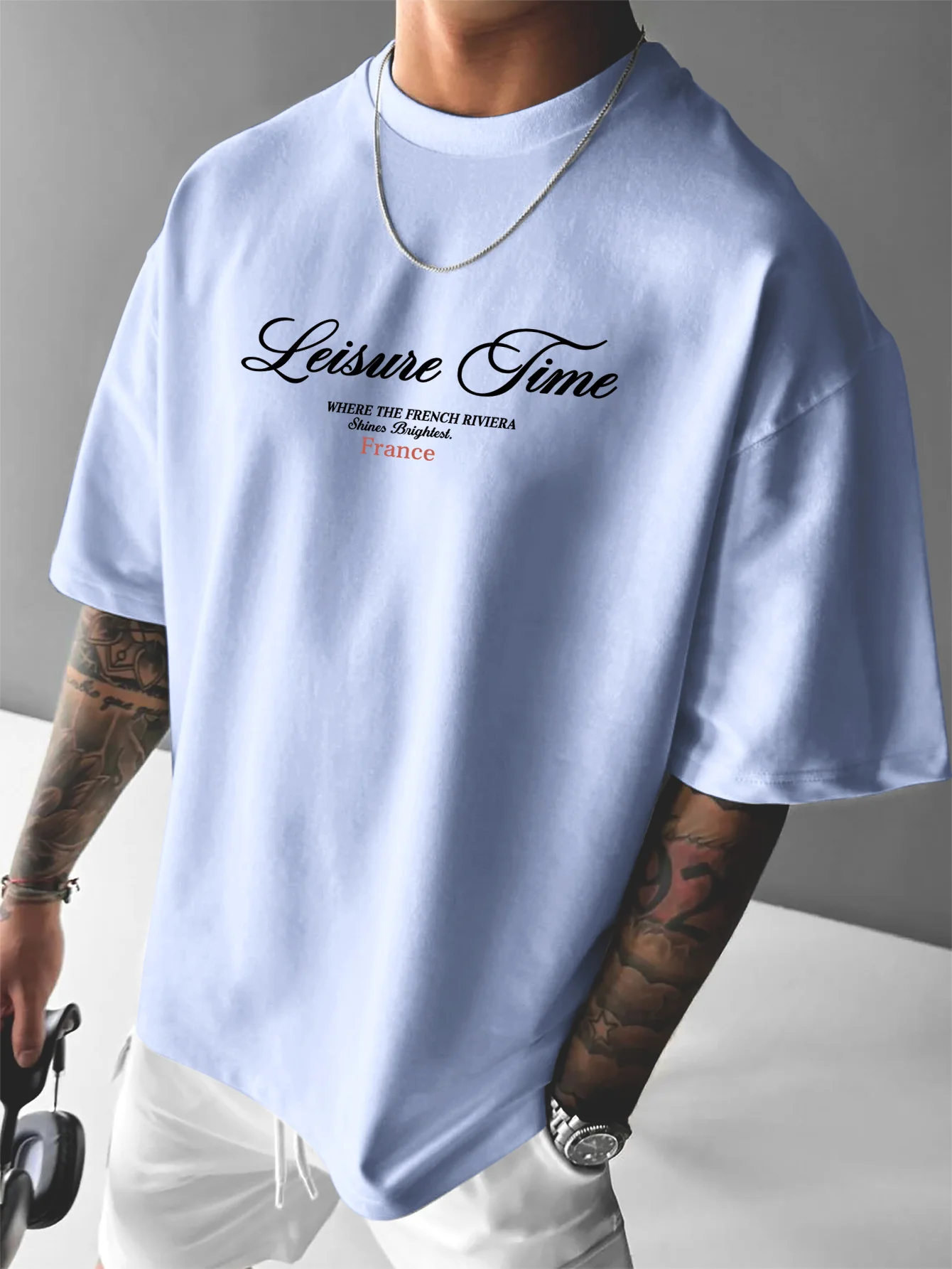 Herren-T-Shirt im Urlaubsstil mit französischem mediterranem Stadt-Design aus atmungsaktiver 100% reiner Baumwolle für den Sommer – Detail 5