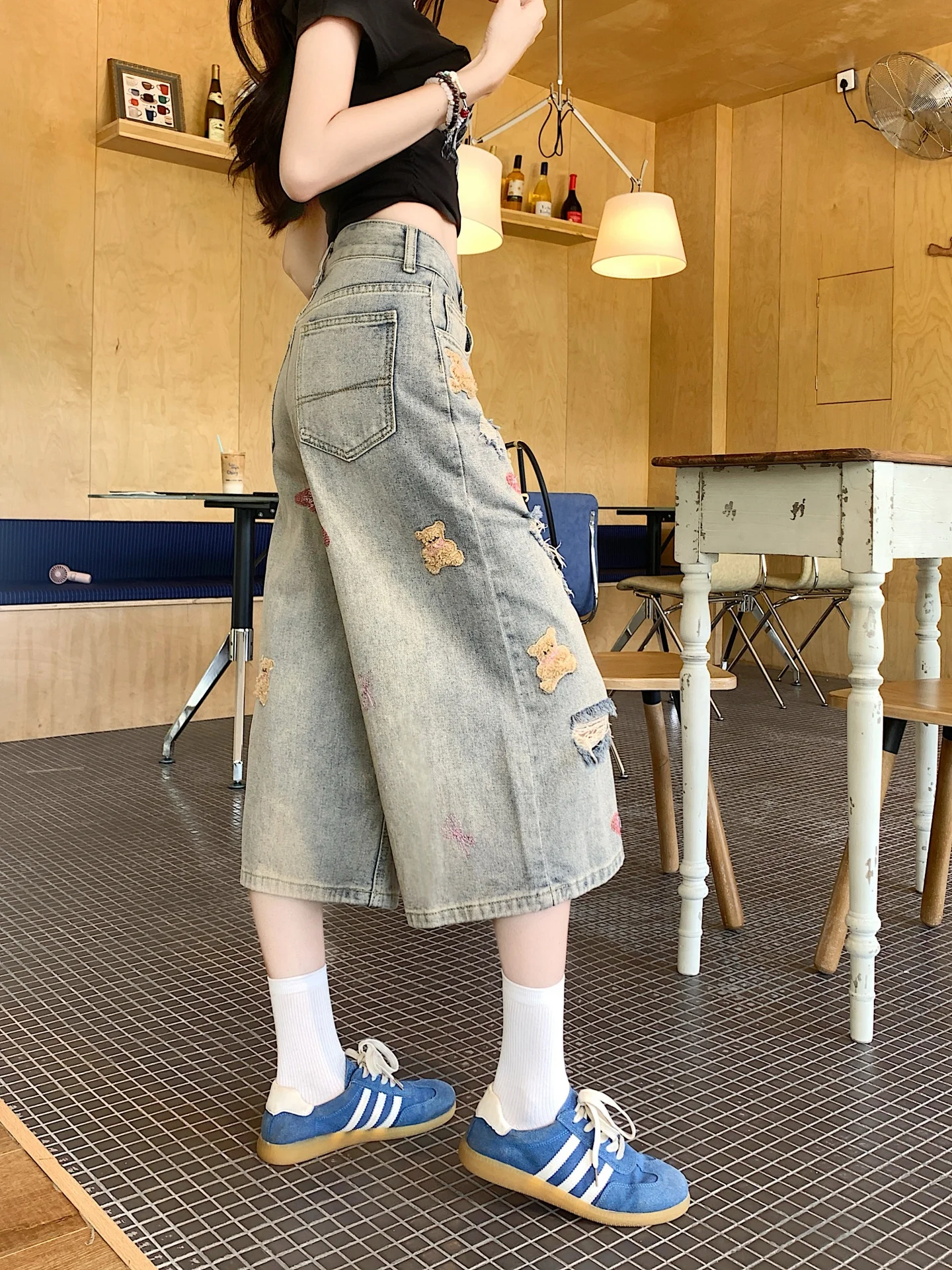 سراويل نسائية من قماش الدنيم هيب هوب ممزقة مطرزة فضفاضة مقاس كبير سراويل متوسطة من سبعة أقدام كاجوال Sle عالية...