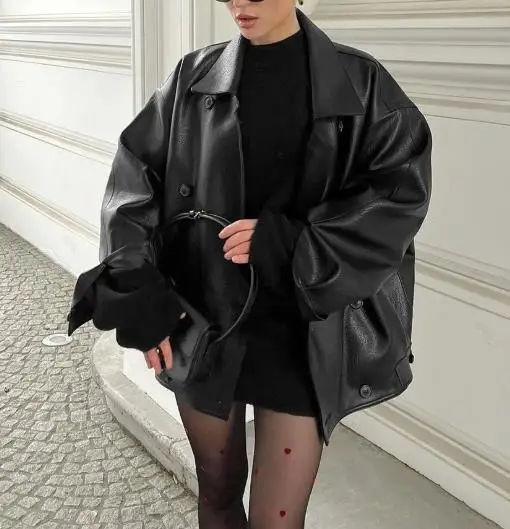 Jaket Kulit Longgar Kerah Setelan Temperamen Retro Jaket Kulit Longgar Kerah Mode Jalanan Tinggi Warna Polos Wanita Baru Musim Gugur