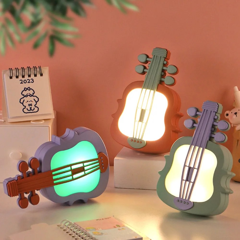 Squisito cartone animato violino lampada da scrivania ricarica creativa luce notturna a LED lampada di ricarica USB in plastica portatile camera da letto