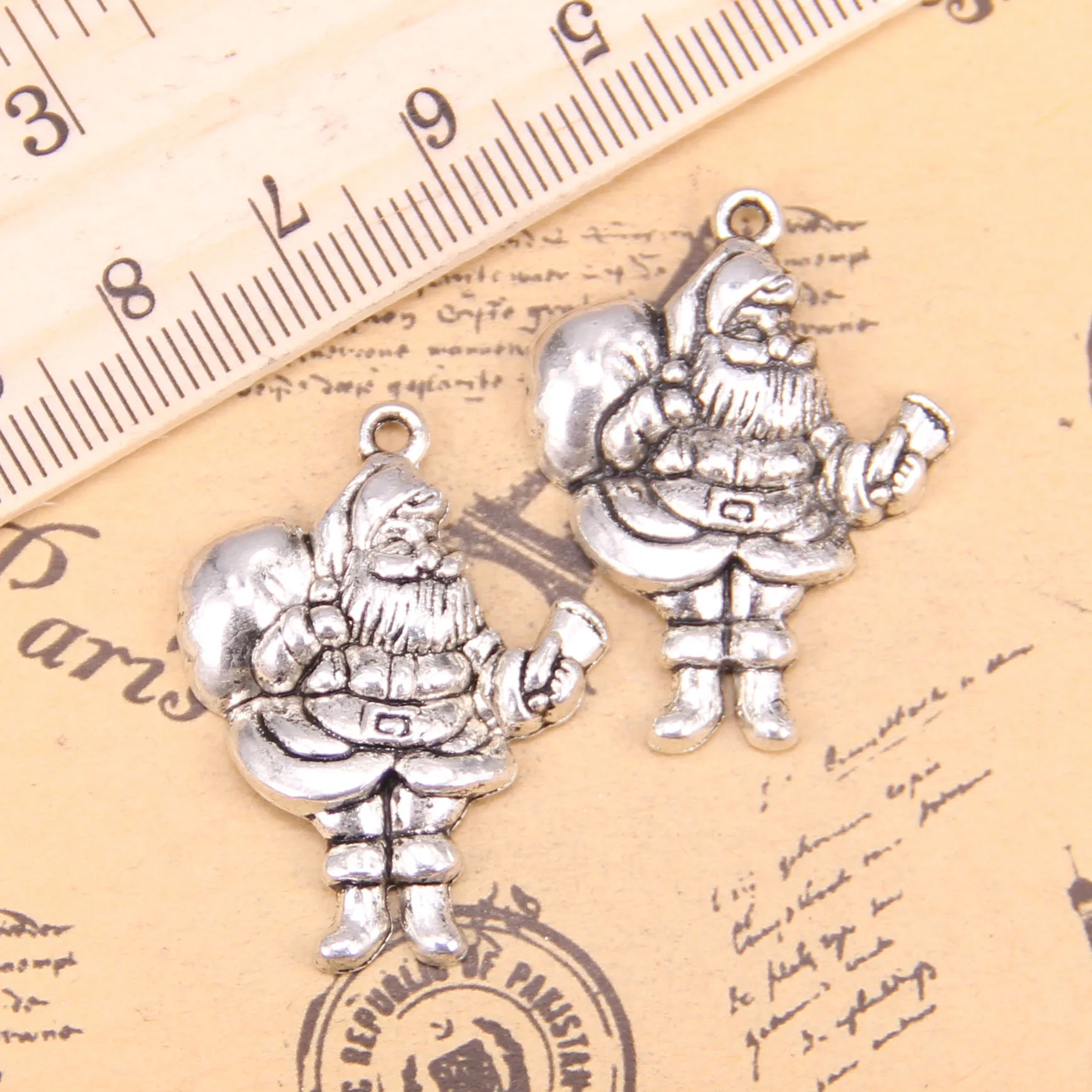 36pcs Charms Christmas Santa Claus gift 33x25mm Antique Silver Plated Pendants Making DIY Handmade Tibetan Silver Jewelry