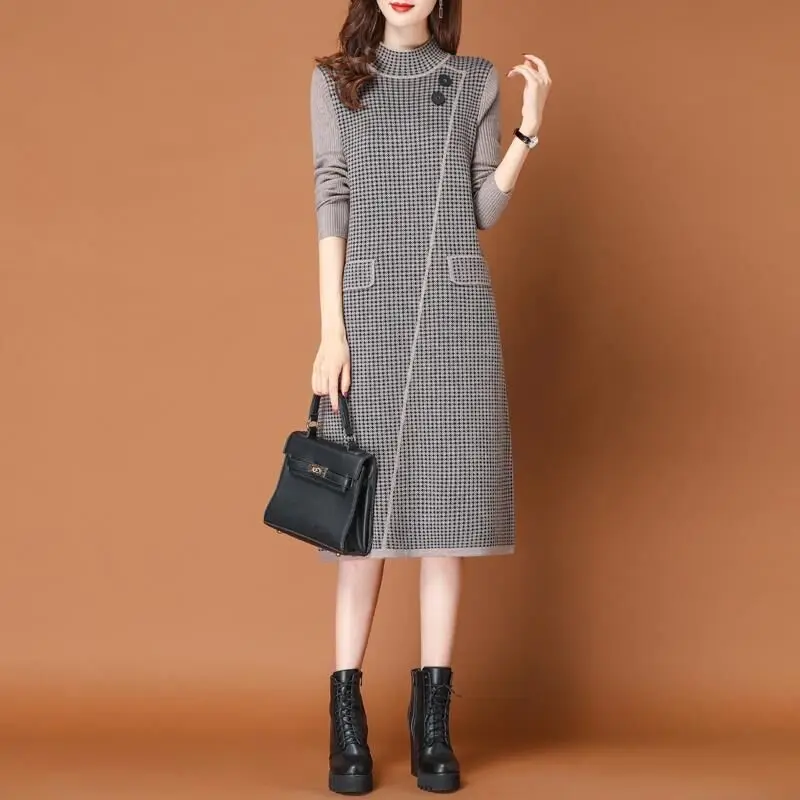 Women\'s 2023 Autumn and Winter New Pullover Half High Neck Patchwork Plaid Knitted Thickened Loose Mid Length Long Sleeved Dress