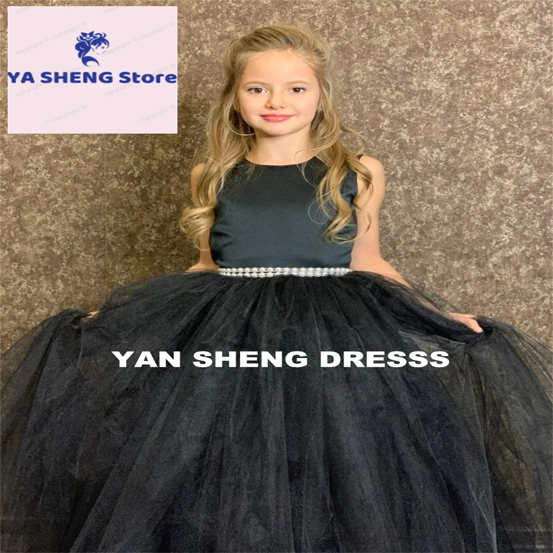 

Customized Tulle Ruffles Bow Tie Back Pearls Belt Princess Black Flower Girl Dresses Sleeveless Child Dress For Chrismas Party G