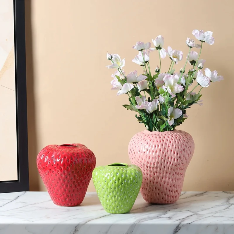 

LH Strawberry Ceramic Vase Artificial Strawberry Vase Flower Arrangement Accessories Living Room Decoration