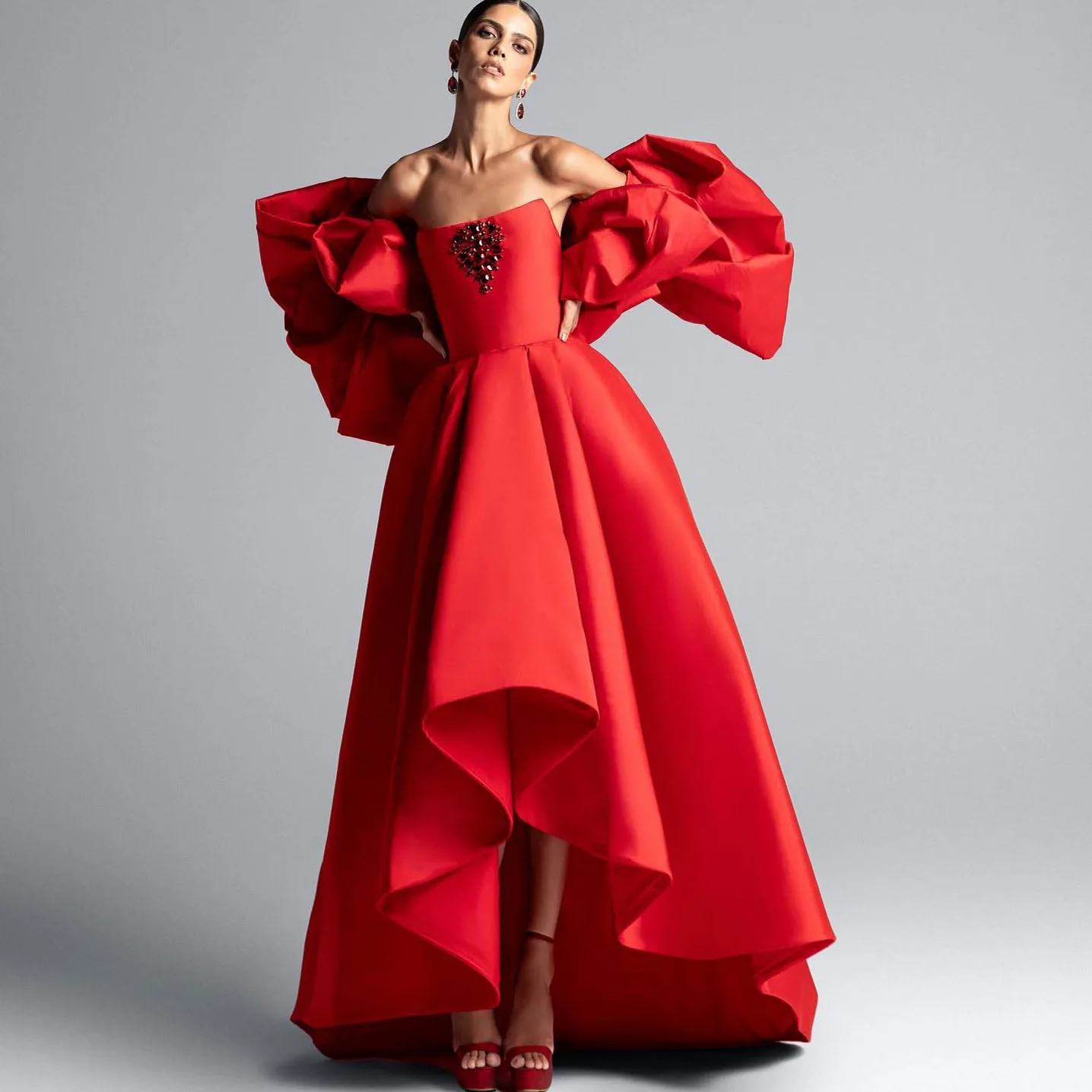 Amazing Red Satin High Low Evening Dresses With Oversize Bow Cape Shiny Crystal Strapless Long Evening Gowns