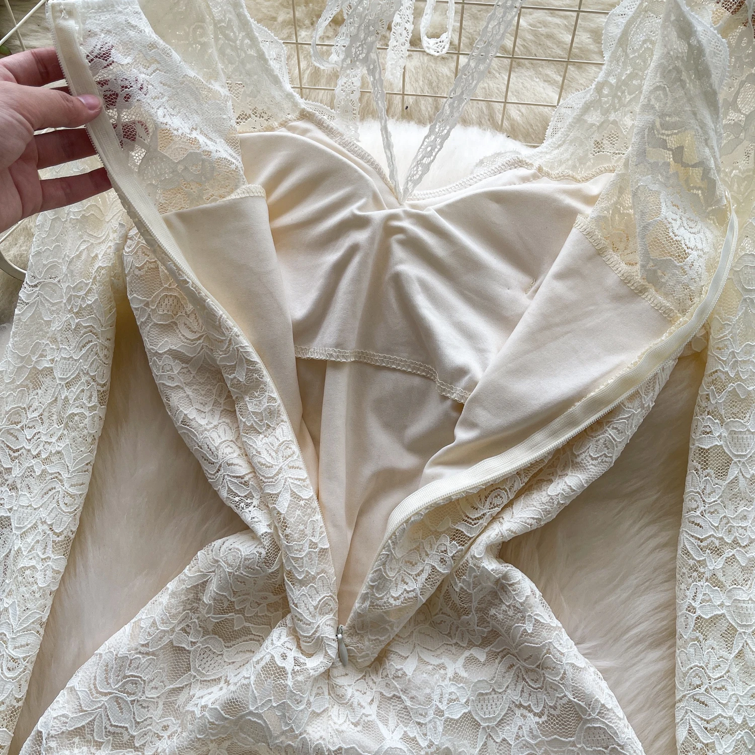 Elegancka sukienka ołówkowa z długim rękawem i wiązaniem na szyi, elegancka koreańska moda, sukienki, odzież damska