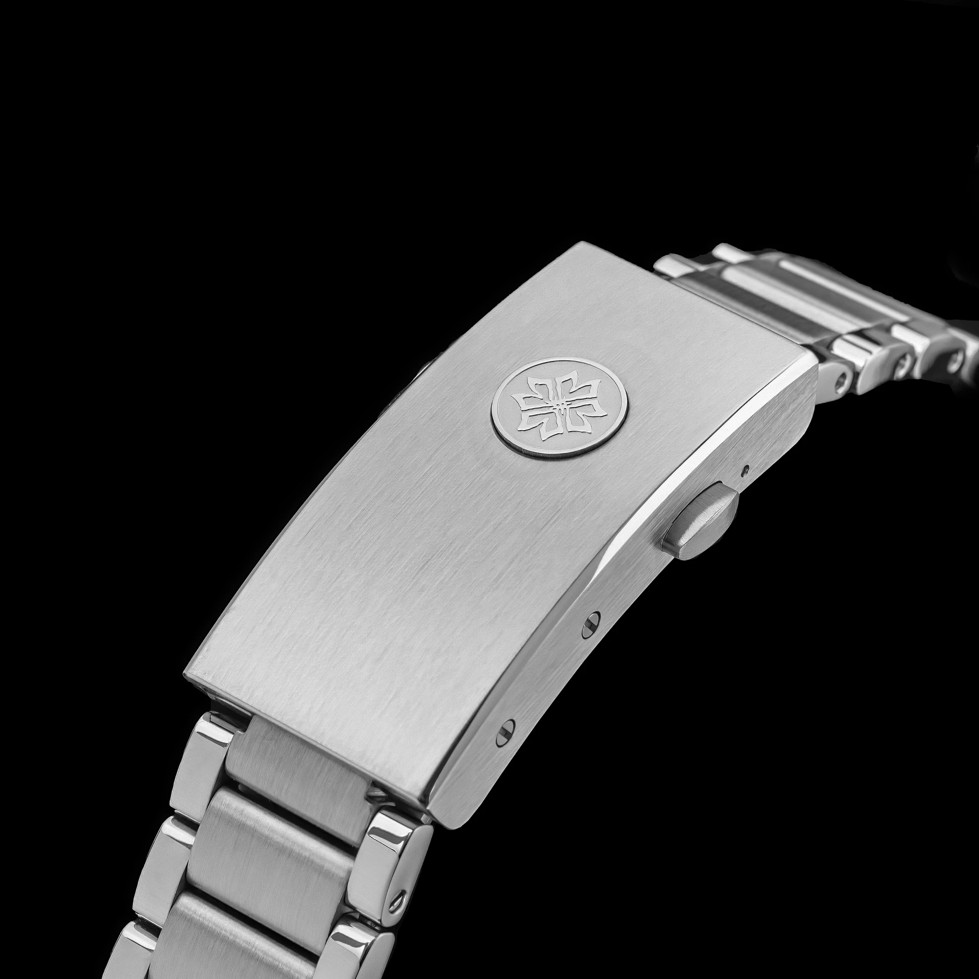 ساعة كرونوغراف للرجال من ثورن 38.8 ملم كوارتز ساعة يد مقاومة للماء C3 مرآة ياقوت مضيئة 5030D