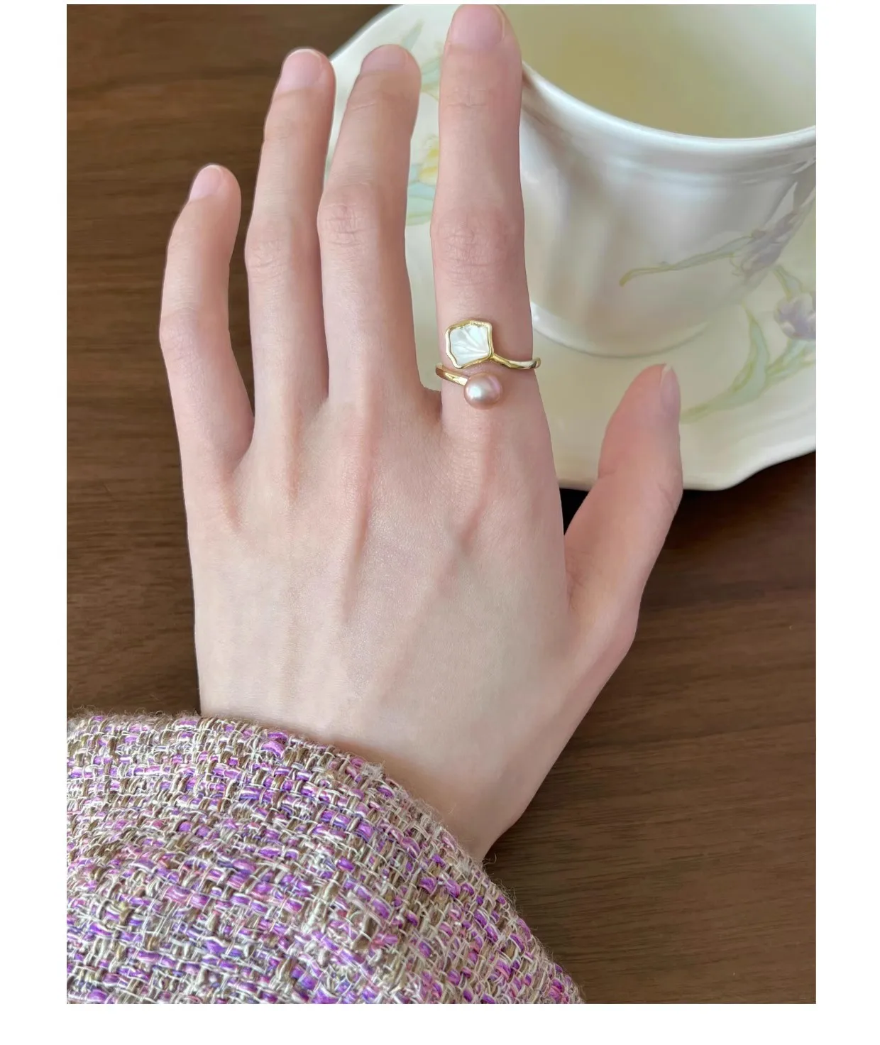 Pearl Rings For Women Niche Design High-end Fashionable And Individual Adjustable Mother-of-pearl Vintage Ring All-match Jewelry